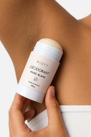 Enlève le capuchon et applique sur ta peau